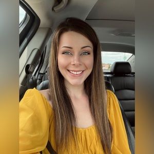 Meet your Posher, Shana